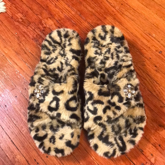 vionic ladies slippers
